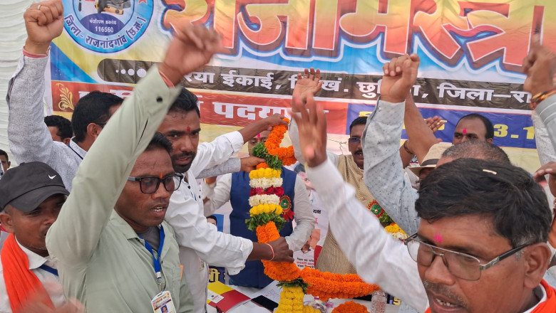राजनांदगांव के छुरिया में श्रमिकों की पदयात्रा, मुख्यमंत्री के नाम सौंपा 7 सूत्रीय मांगों का ज्ञापन